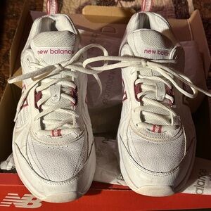 Women’s New Balance Sneakers